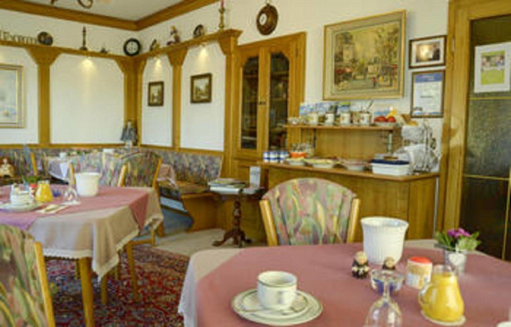 บีแอนด์บี เฮาส์ โกลเคอร์ Bed & Breakfast เซโบเดิน ภายนอก รูปภาพ