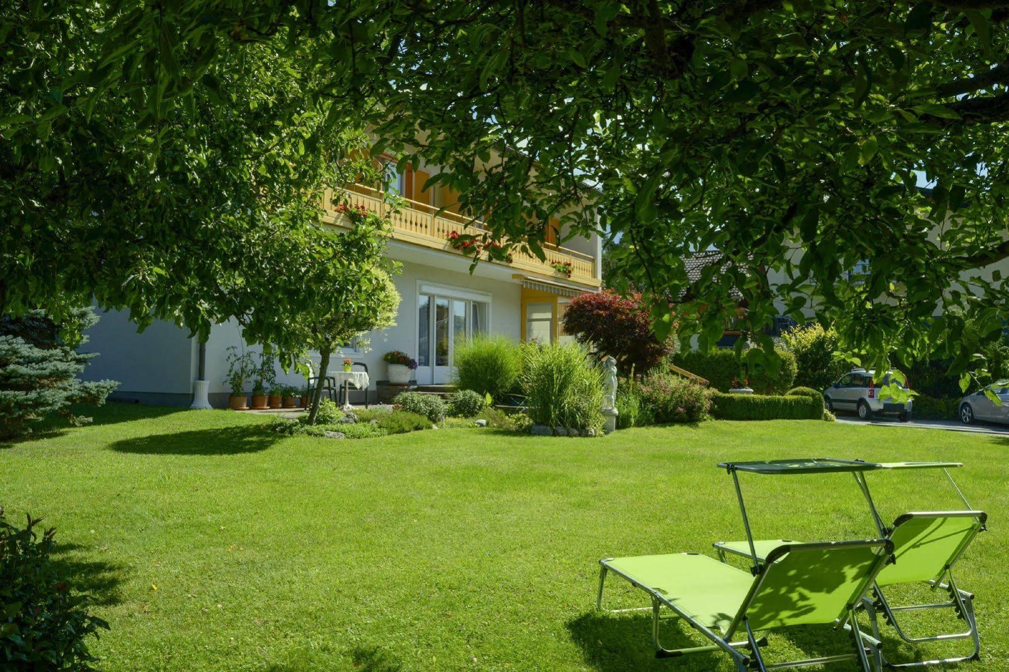 บีแอนด์บี เฮาส์ โกลเคอร์ Bed & Breakfast เซโบเดิน ภายนอก รูปภาพ