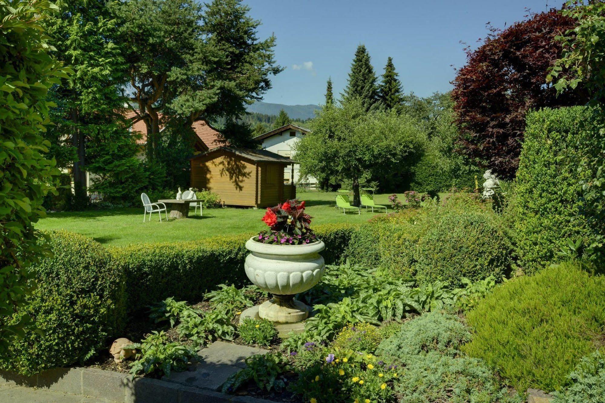 บีแอนด์บี เฮาส์ โกลเคอร์ Bed & Breakfast เซโบเดิน ภายนอก รูปภาพ